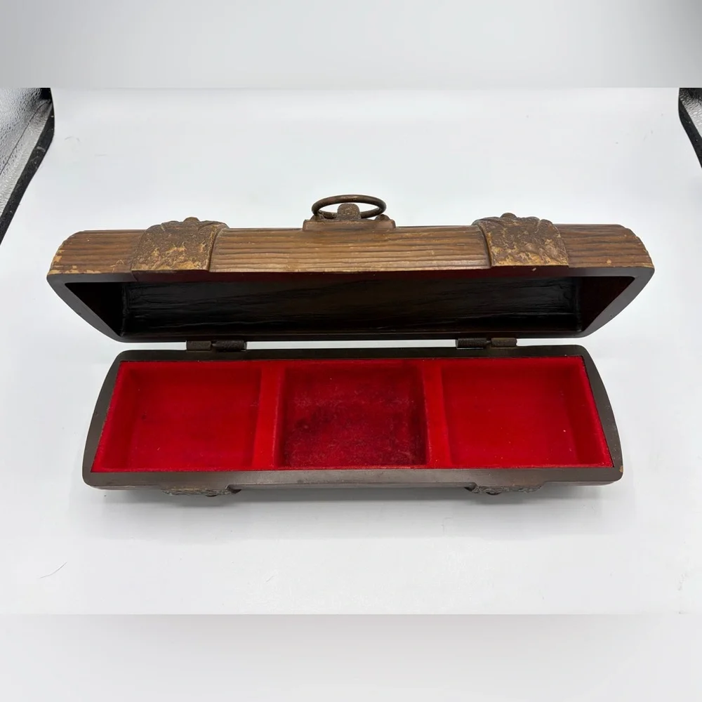 Vintage Avon 3 Sections Log Jewelry Box Treasure Chest Red Velvet Trinket Holder